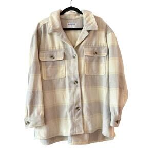 Old Navy Women 2XL Shacket Gray White Plaid Flannel Jacket Wool Blend